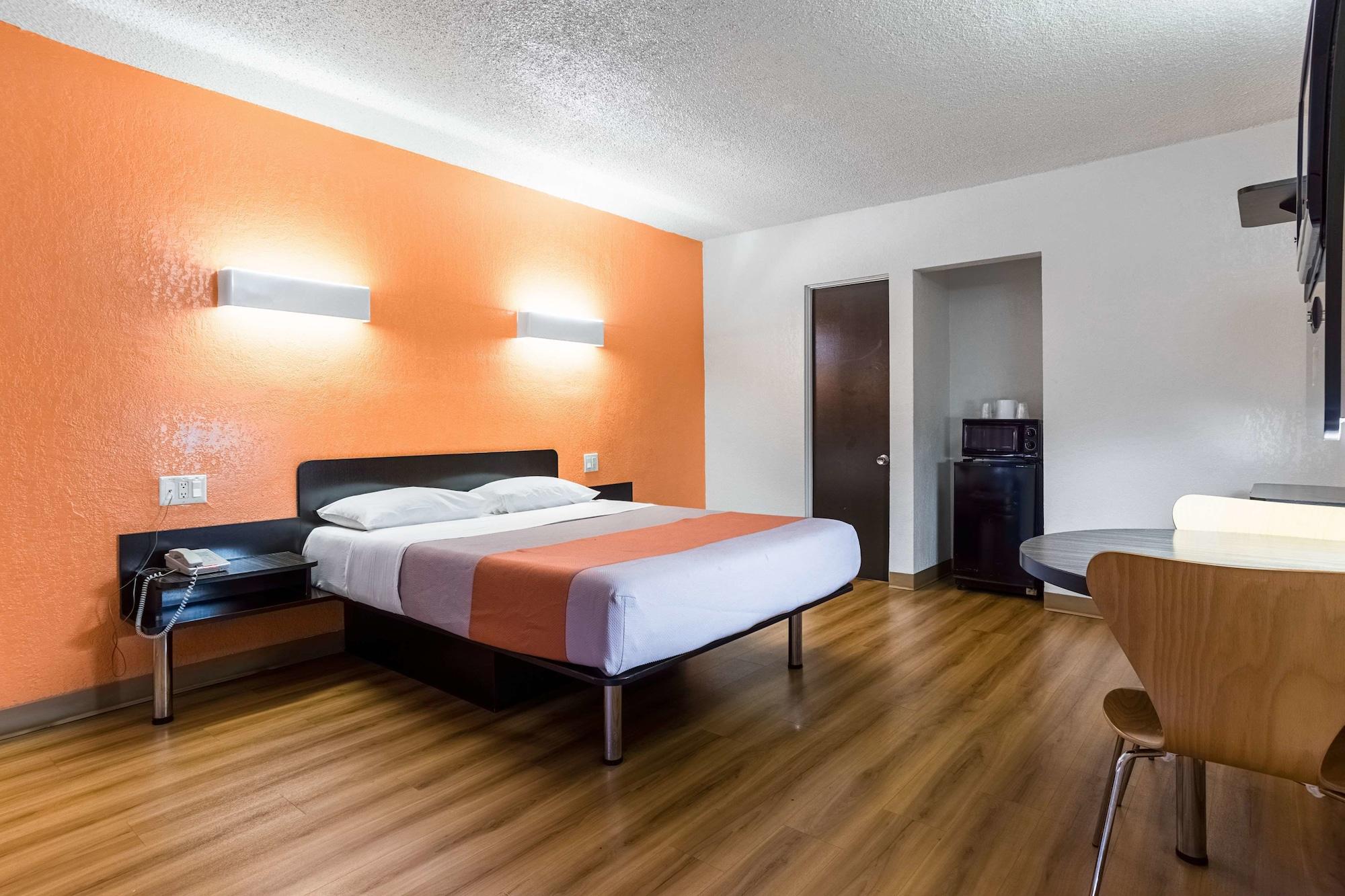 Motel 6-Long Beach, Ca - International City Esterno foto