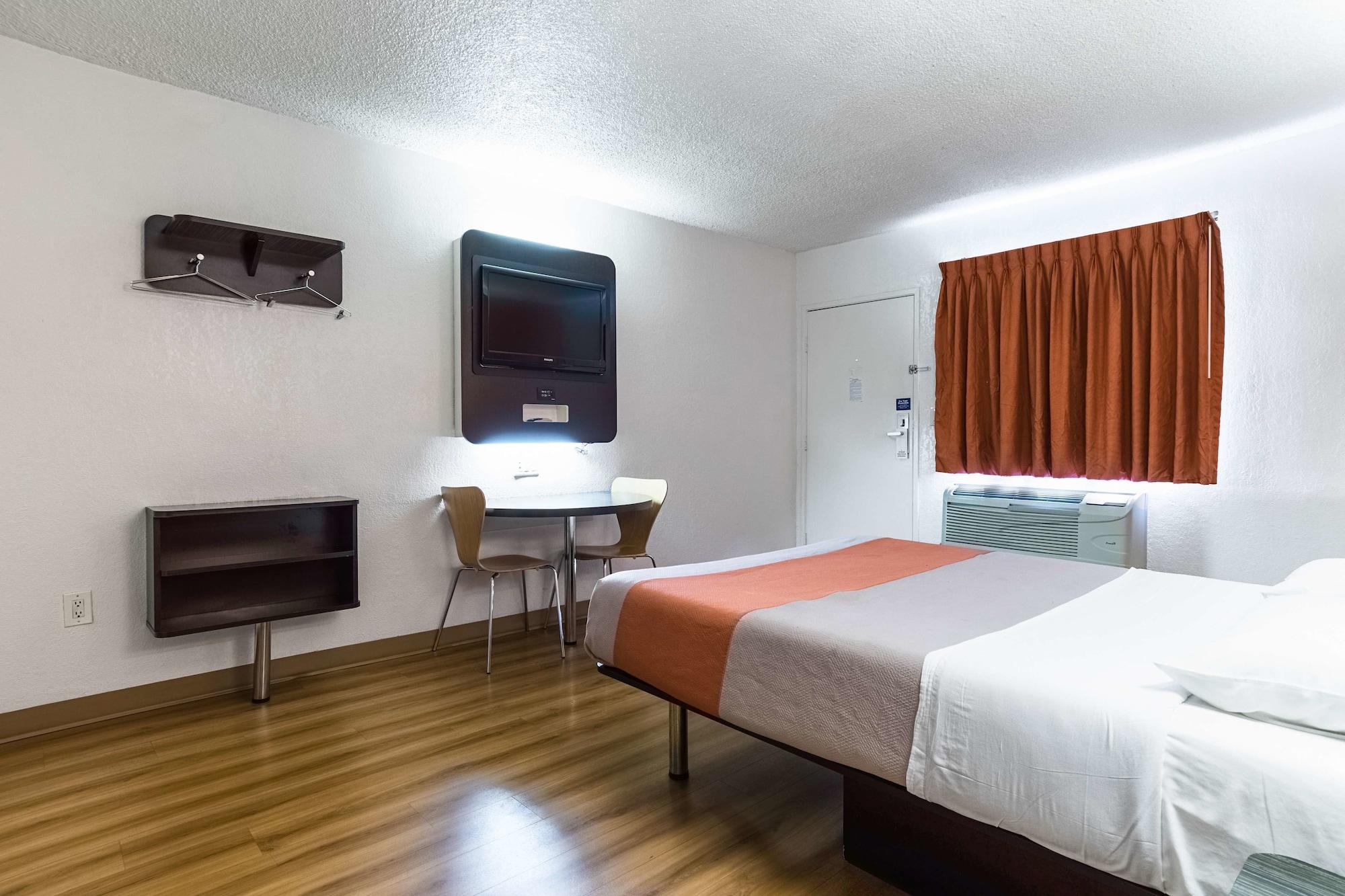 Motel 6-Long Beach, Ca - International City Esterno foto