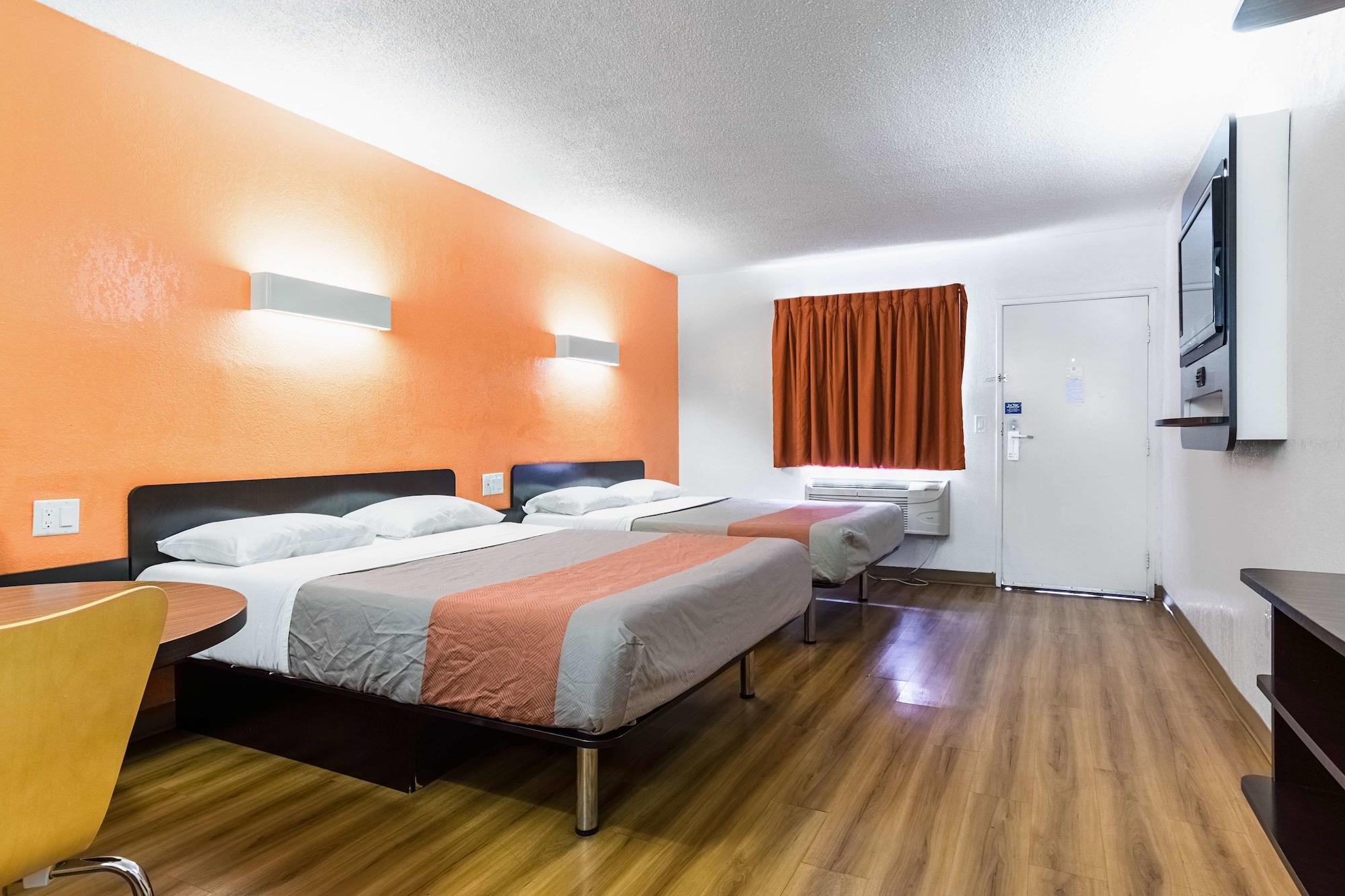 Motel 6-Long Beach, Ca - International City Esterno foto