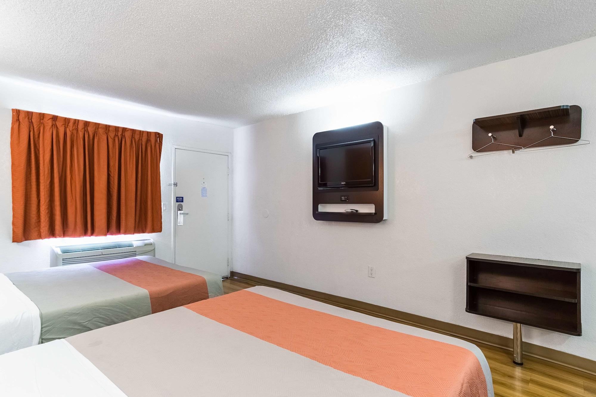 Motel 6-Long Beach, Ca - International City Esterno foto
